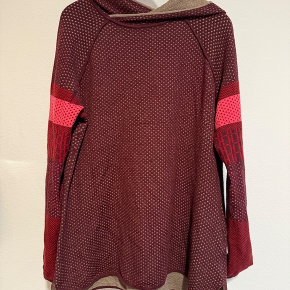 Krimson Klover Title Nine Women's Merino Wool Hoodie Sweater- Red - XL (US 16) - Picture 5 of 10